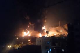 तेहरान पर सुबह चार बजे तक जारी रहे इसराइली हमले, स्थानीय लोगों ने क्या बताया?