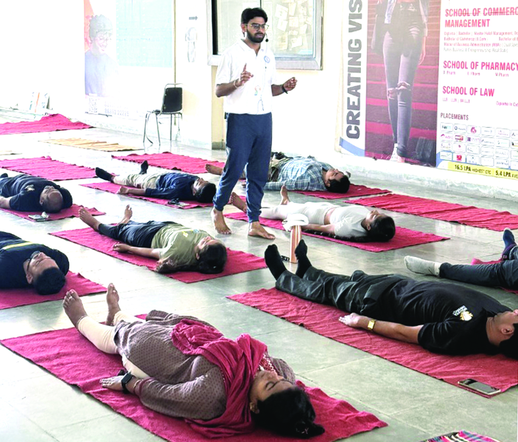 योग, ध्यान और श्वास-प्रश्वास से शारीरिक, मानसिक और भावनात्मक महत्व रेखांकित