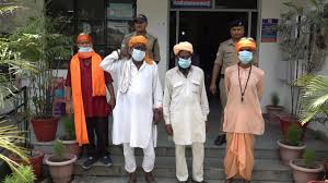 उत्तराखंड : 'ऑपरेशन कालनेमि' के तहत राज्य में 127 ढोंगी बाबा पकड़े गए उत्तराखंड : 'ऑपरेशन कालनेमि' के तहत राज्य में 127 ढोंगी बाबा पकड़े गए