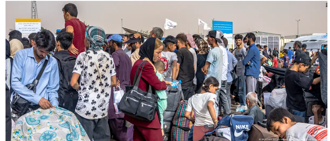 इस साल तीस लाख अफगान अपने वतन लौट सकते हैं इस साल तीस लाख अफगान अपने वतन लौट सकते हैं