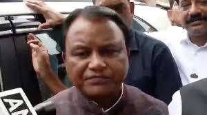 ओडिशा: कॉलेज छात्रा की आत्महत्या की कोशिश का मामला, सीएम माझी क्या बोले ओडिशा: कॉलेज छात्रा की आत्महत्या की कोशिश का मामला, सीएम माझी क्या बोले