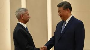 विदेश मंत्री एस. जयशंकर चीन के राष्ट्रपति शी जिनपिंग से मिले, क्या बातचीत हुई? विदेश मंत्री एस. जयशंकर चीन के राष्ट्रपति शी जिनपिंग से मिले, क्या बातचीत हुई?