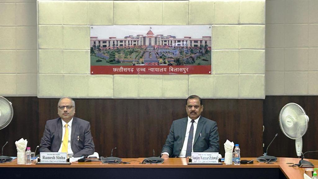 न्यायिक कर्मचारियों की सुविधा बढ़ाने की पहल, अंबागढ़ चौकी में आवास निर्माण का भूमि पूजन