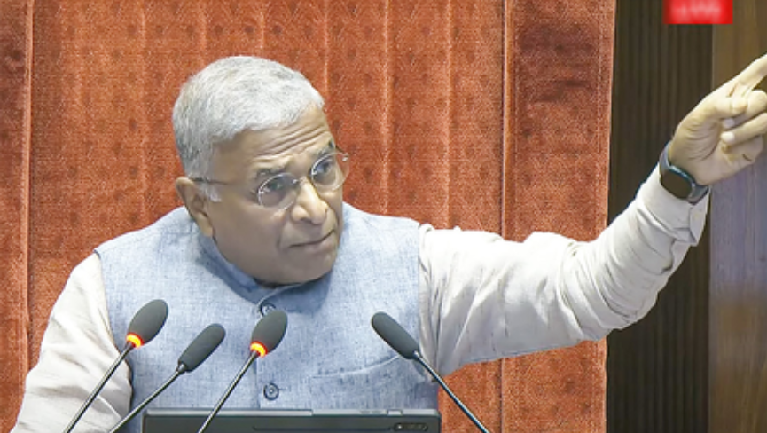 राज्यसभा में विपक्ष का हंगामा, सोमवार तक के लिए कार्यवाही स्थगित 