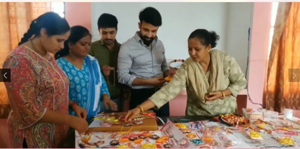 उत्तराखंड : देशभर में बढ़ रही स्वयं सहायता समूह की महिलाओं की स्पेशल राखियों की डिमांड, पीएम मोदी को भी भेजी राखी