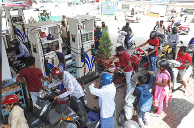 केंद्र ने पेट्रोल में 20 प्रतिशत इथेनॉल मिश्रण के नकारात्मक प्रभाव की खबरों का किया खंडन 