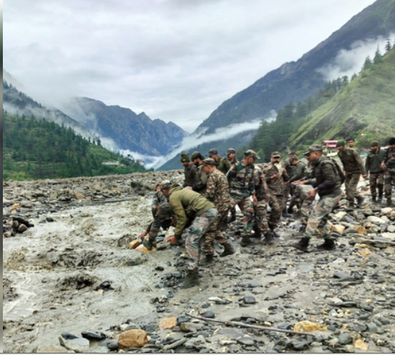 उत्तराखंड : धराली में 70 से अधिक लोगों को सुरक्षित बचाया गया 