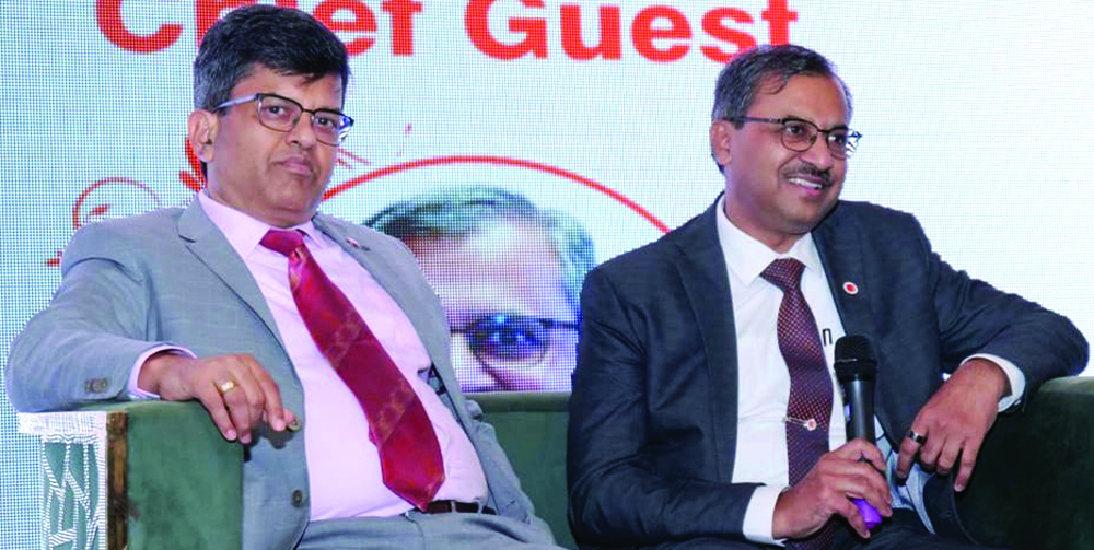 कार्यपालक निदेशक पहुंचे बैंक ऑफ बड़ौदा के रायपुर अंचल