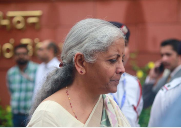 वित्त मंत्री निर्मला सीतारमण संसद में आज पेश करेंगी नया इनकम टैक्स बिल 2025