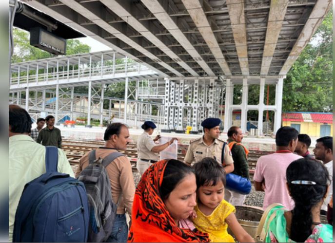 भोपाल रेल मंडल में चेन खींचने के 3 हजार से अधिक मामले दर्ज