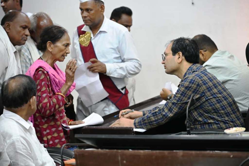 पीएम आवास योजना में 31.5 लाख का गबन, रोजगार सहायक ने हड़पी मजदूरी की राशि