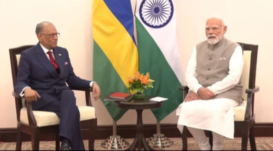 पीएम मोदी ने मॉरीशस के प्रधानमंत्री से की मुलाकात, द्विपक्षीय मुद्दों पर बातचीत 