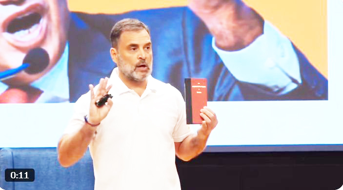 ‘वोट चोरों’ और ‘लोकतंत्र के हत्यारों’ की रक्षा कर रहे हैं मुख्य निर्वाचन आयुक्त: राहुल