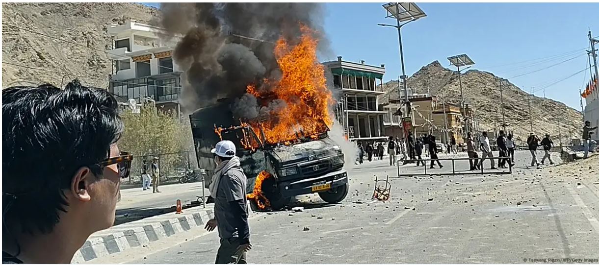 लद्दाख में हिंसक विरोध प्रदर्शन क्यों हुए?