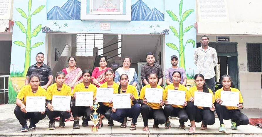 सेक्टर स्तरीय कबड्डी स्पर्धा में पीजी कॉलेज बनी विजेता