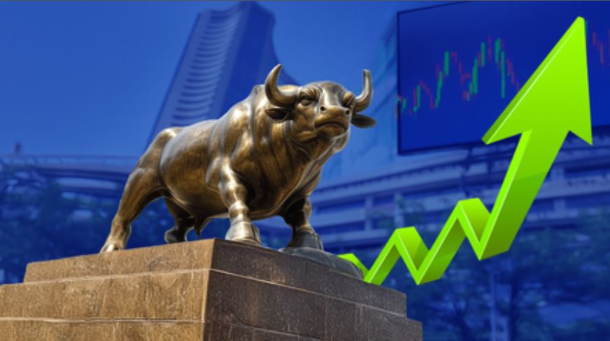 भारतीय शेयर बाजार ने सप्ताह का अंत सकारात्मक रुख के साथ किया, बैंकिंग, आईटी और फार्मा शेयरों में रही मजबूत खरीदारी