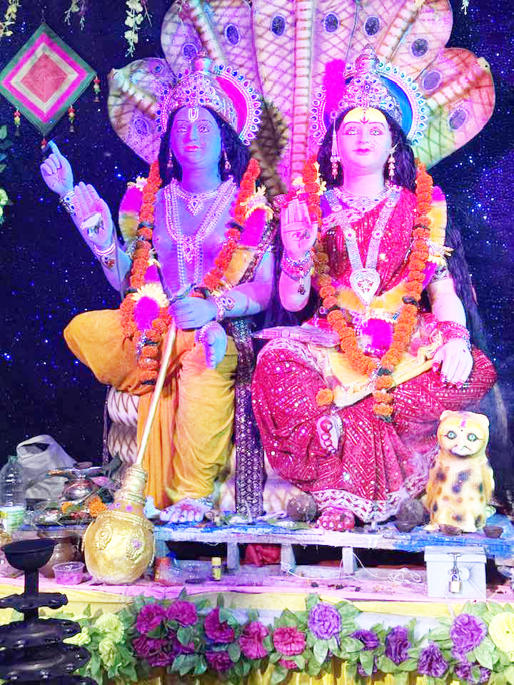 हफ़्ते भर पहले दिवाली मनाने वाला गांव, परंपरा और आस्था वाला करबिन सेमरा