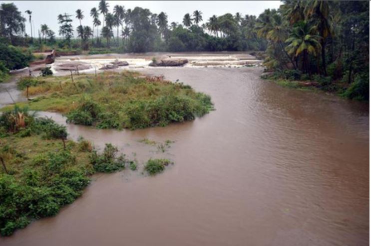 तमिलनाडु की मुल्लापेरियार नदी उफान पर, कई गांव जलमग्न, फसलें बर्बाद