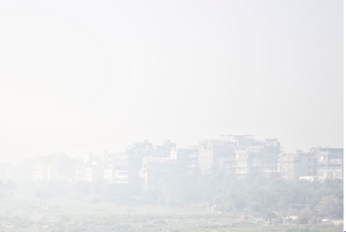 बढ़ा प्रदूषण, गिरेगा तापमान: वायु गुणवत्ता ‘बेहद खराब’ श्रेणी में, जल्द लागू हो सकता है ग्रेप का अगला चरण