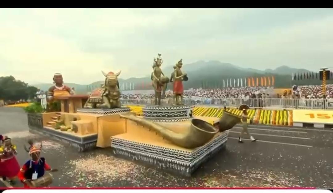 गुजरात की धरती पर बस्तर का सम्मान 