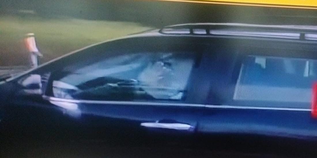 पीएम मोदी पहुंचे, साय-रमन और मंत्रियों ने किया स्वागत 