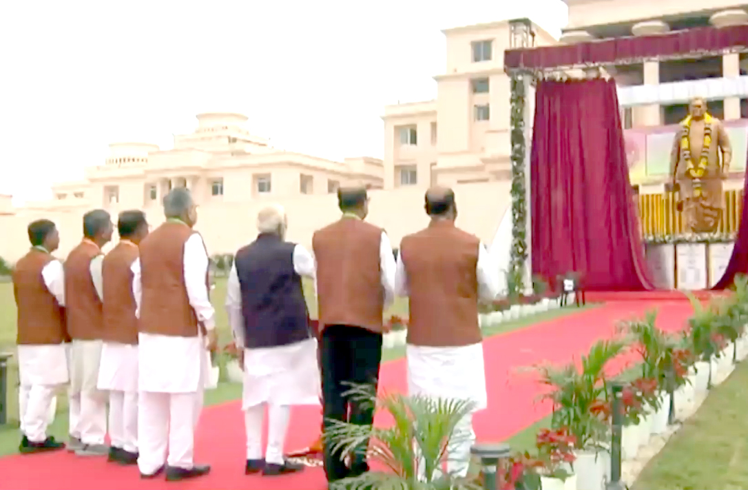 नागरिक देवो भव: यह सुशासन का मंत्र हो-मोदी