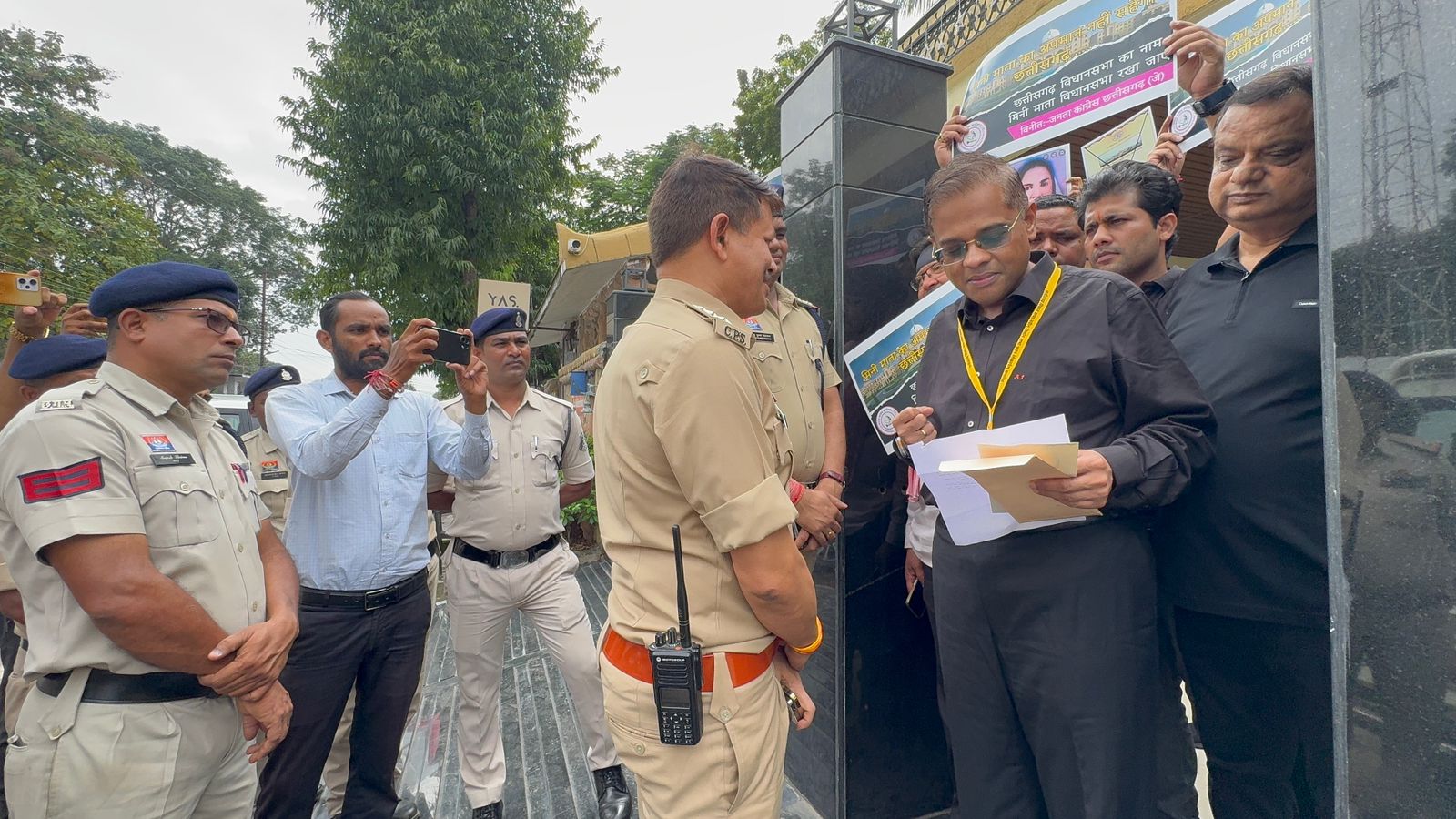 अमित जोगी को घर पर ही रोके रखा प्रशासन ने 