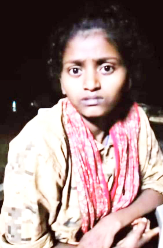 बस्तर की 14 लाख ईनामी महिला नक्सली का बालाघाट में समर्पण