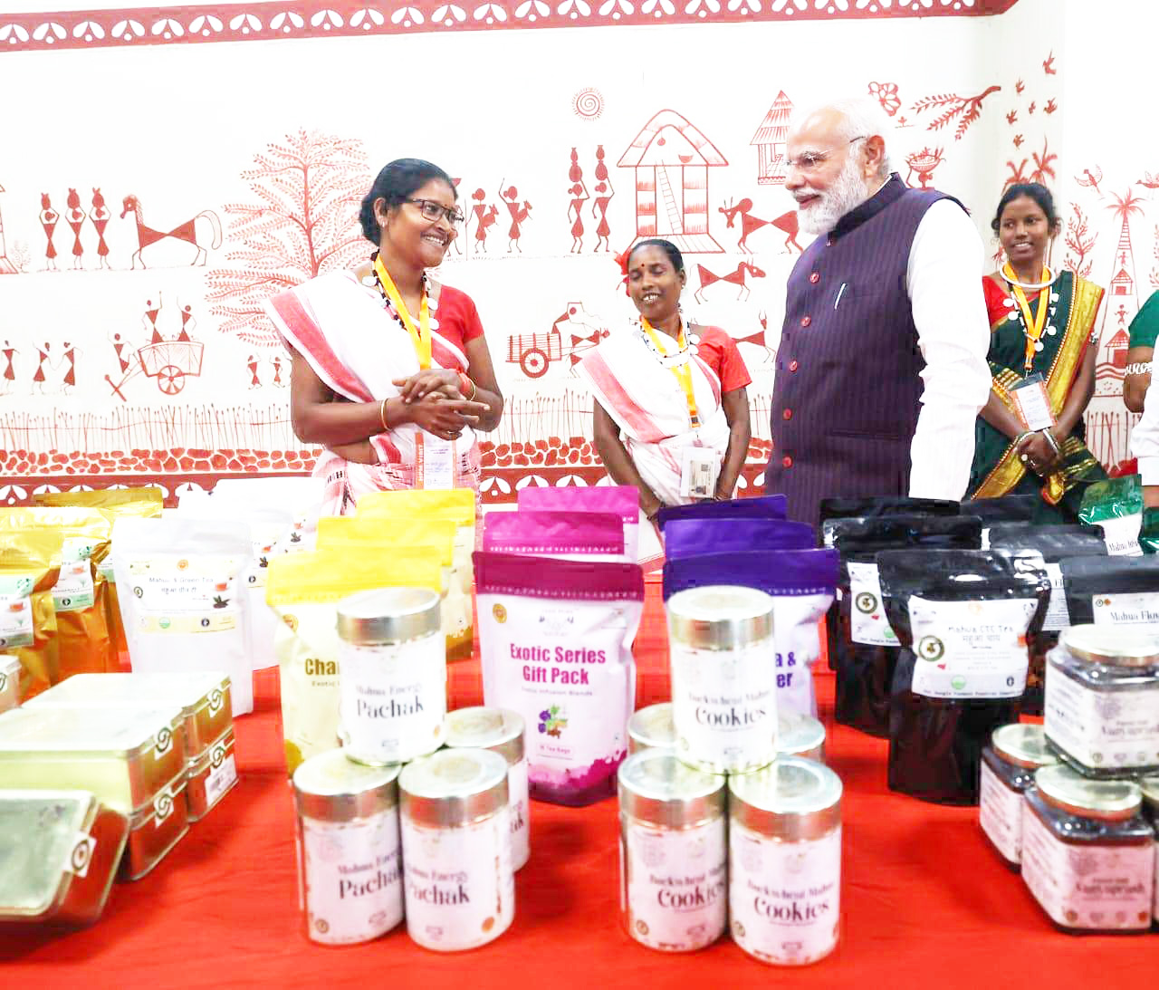 पीएम ने जशप्योर उत्पादों की सराहना, दूरस्थ अंचलों की महिलाएं आत्मनिर्भर भारत के निर्माण की सशक्त मिसाल