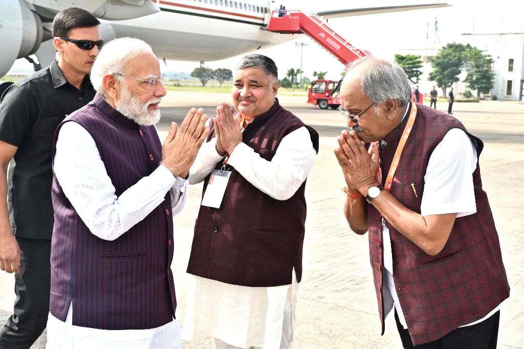 राजपथ-जनपथ : किसका नाम लिया, नहीं लिया मोदी ने