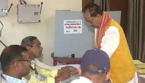 बिहार में विधानसभा चुनाव के लिए मतदान शुरू, उपमुख्यमंत्री विजय सिन्हा ने क्या कहा?