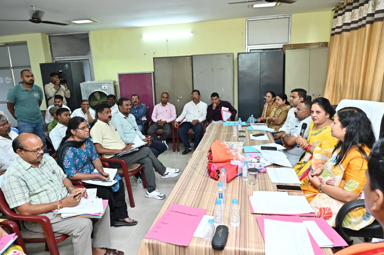 शहर की सफाई व्यवस्था सुधारने महापौर, पार्षदों सहित फील्ड में उतरेंगी