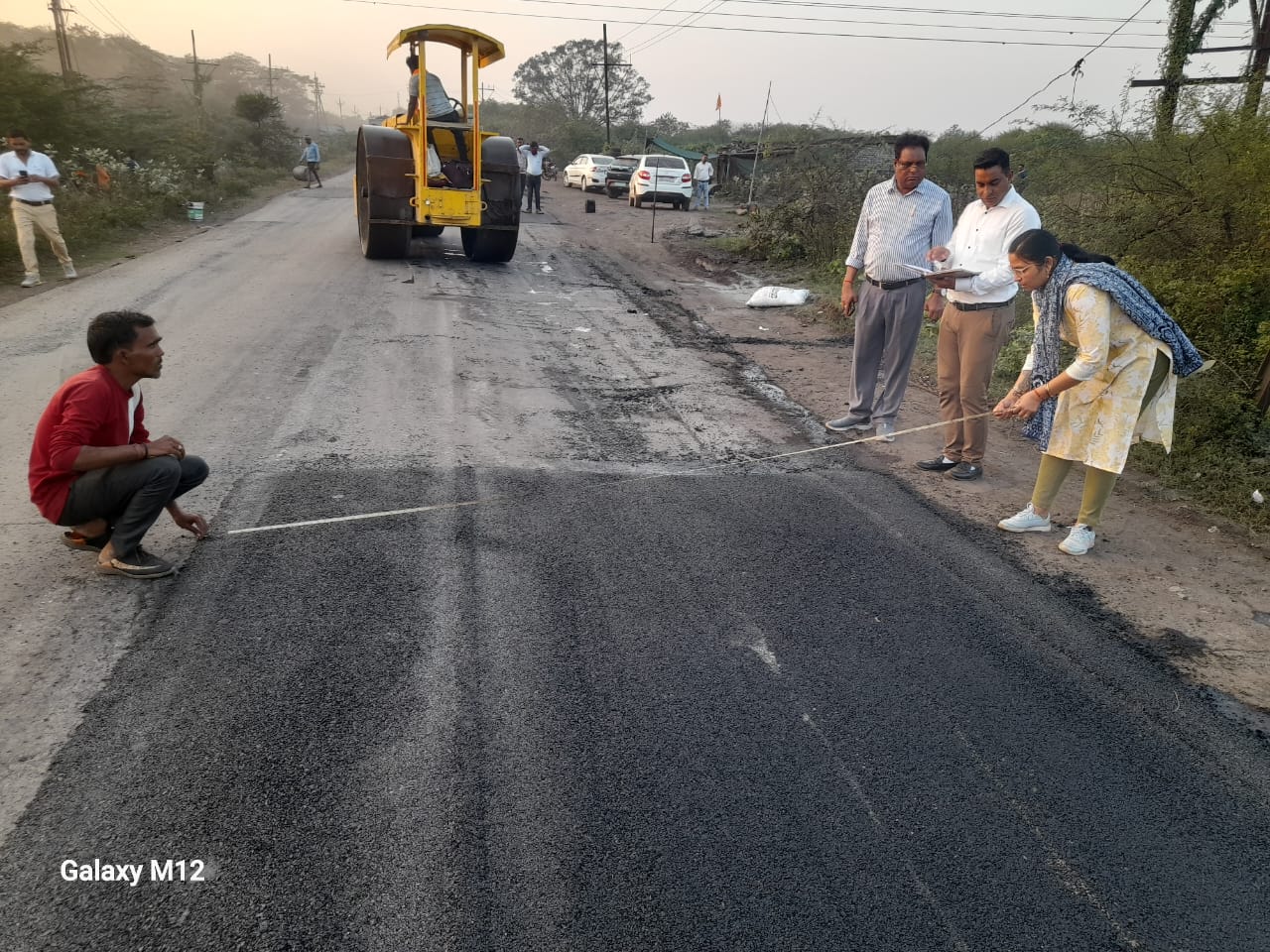 खराब सड़कों की मरम्मत कार्य तेज