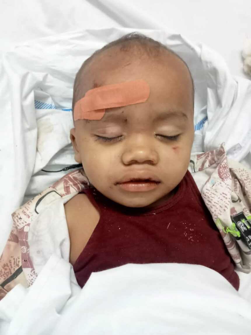 रेल हादसे में अनाथ हुए डेढ़ साल का ऋषि को डीसीएस ने गोद लेने की पेशकश की