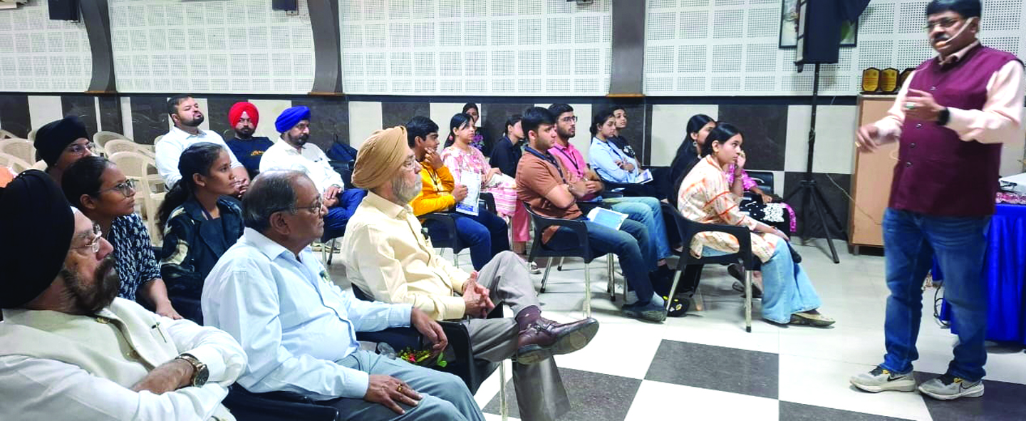 पांच लोगों की सलाह और रुचिनुसार कैरियर का चयन करना सबसे बेहतर-डॉ. वरवंडकर