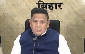 बिहार चुनावः पिछली बार के मुक़ाबले 9 प्रतिशत अधिक हुआ मतदान, चुनाव आयोग ने और क्या बताया?