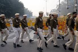 दिल्ली में धमाके से पहले गिरफ़्तार हुए तीन डॉक्टरों के बारे में अब तक क्या पता है?