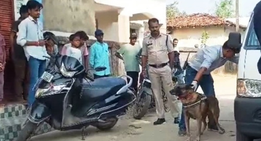 18 नकाबपोशों ने परिवार को बंधक बनाकर लूटा