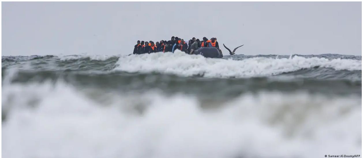 ब्रिटेन लागू कर रहा अब तक का सबसे कड़ा शरणार्थी कानून