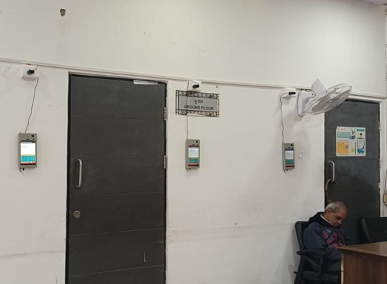 मंत्रालय के विभागों में अब होगी आधार-आधारित बायोमेट्रिक अटेंडेंस अनिवार्य