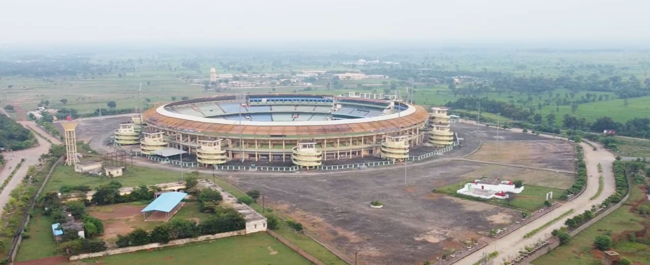 ‘छत्तीसगढ़’ का  संपादकीय : अंतरराष्ट्रीय स्टेडियम और स्थानीय बच्चों के खेलकूद के बीच कोई रिश्ता नहीं...