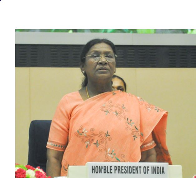 राष्ट्रपति द्रौपदी मुर्मू ने तिरुमाला मंदिर में पूजा-अर्चना की 