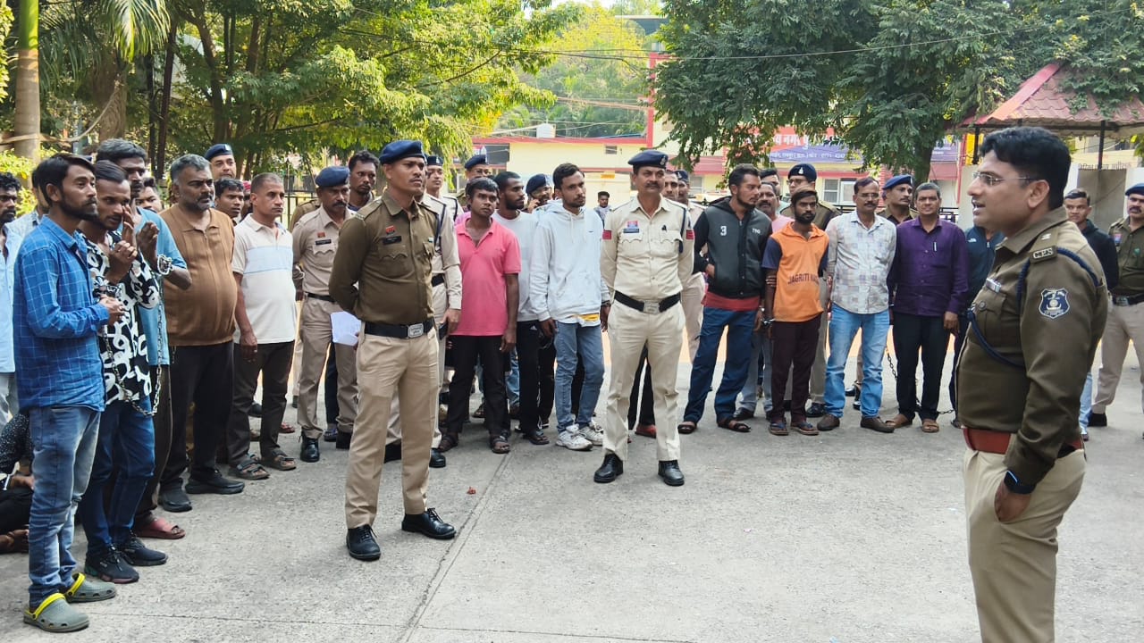 दो दिन में 275 स्थायी वारंटी अभियुक्तों को गिरफ्तार, इनमें कुछ 7 साल से फरार थे 