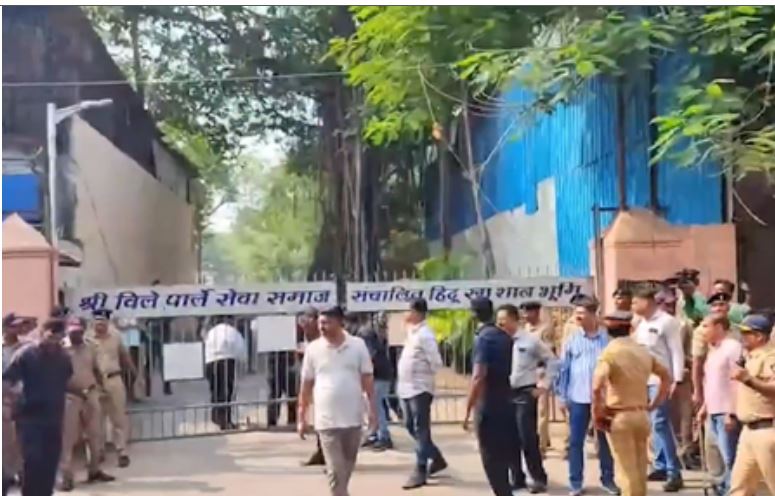 दिग्गज अभिनेता धर्मेंद्र का निधन, 'ही-मैन' को अंतिम विदाई देने अमिताभ बच्चन के साथ ही उमड़ा पूरा बॉलीवुड