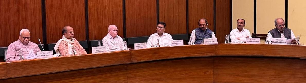 बीजापुर, रायपुर में आंखें खराब होने का मामला संसदीय समिति में गूंजा 