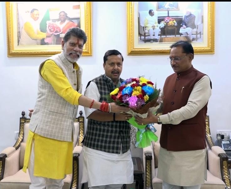 सीएम साय से बिहार के पथ निर्माण मंत्री नवीन ने की मुलाकात