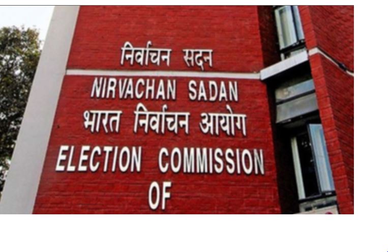 पश्चिम बंगाल में एसआईआर पर घमासान, टीएमसी सांसदों का प्रतिनिधिमंडल पहुंचा चुनाव आयोग