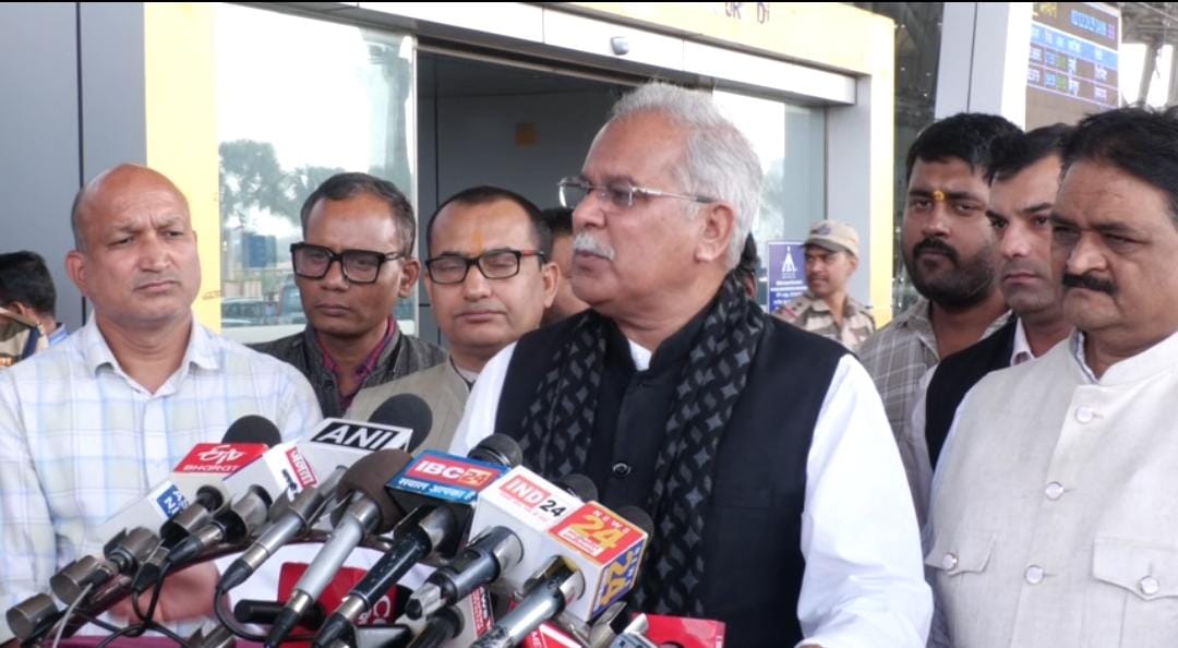 देखें VIDEO: छत्तीसगढ़ में बड़ा खेल होने वाला है...