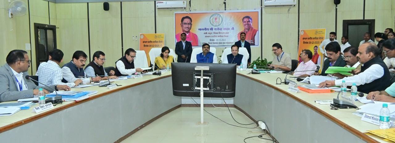  स्कूलों में ऑनलाइन बायोमेट्रिक उपस्थिति अनिवार्य- यादव 