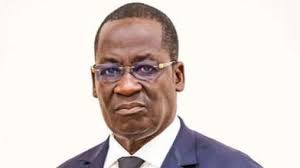 बेनिन के गृह मंत्री ने कहा- तख़्तापलट की कोशिश नाकाम की गई